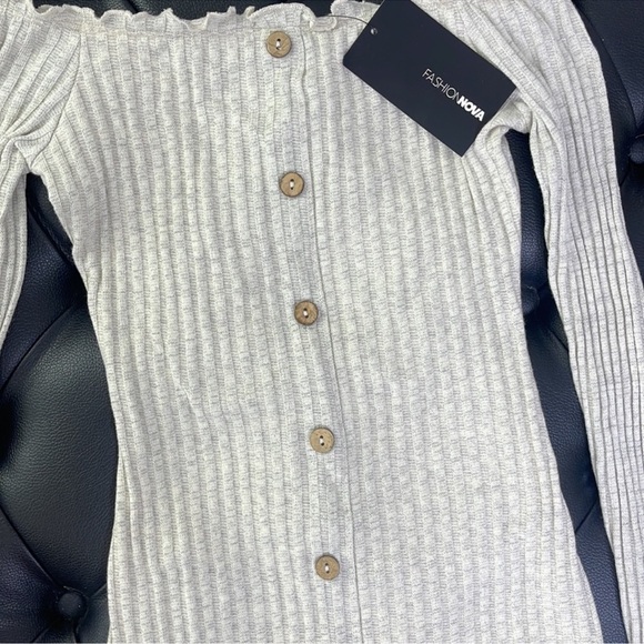 NWT Heathered Oatmeal Off Shoulder Dress - Picture 3 of 6